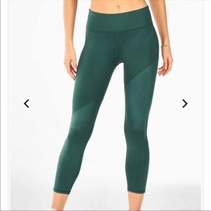 Fabletics crop leggings